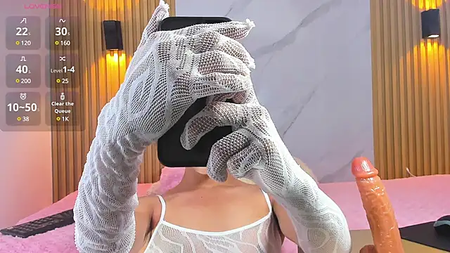 Snapshot of miss_Ari chatting on 12.24.24 miss Ari online show from 12.24.24