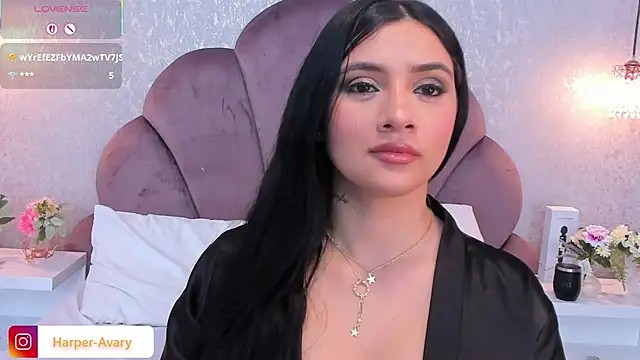 Harper-Avary online show from 03.04.25