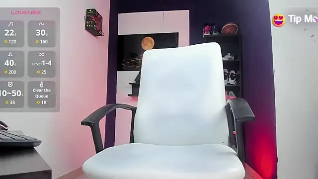 Marcos garcias online show from 10.15.25