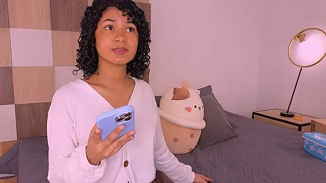 Adele Carter  online show from 12.05.25