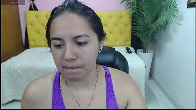 candiapole online show from 01.10.25