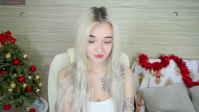 Ashley S online show from 12.19.24