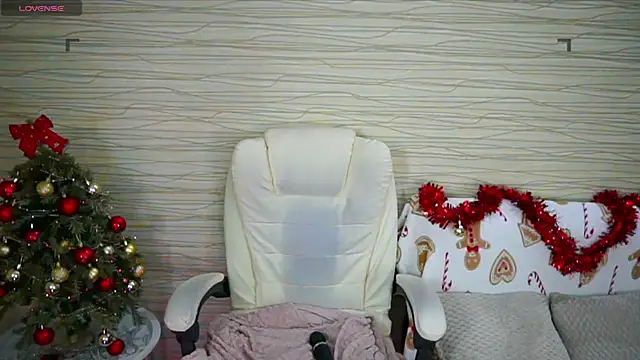 Ashley S online show from 12.21.24
