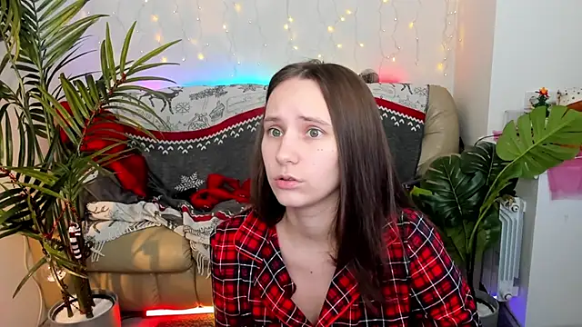 HotCaramellsTV online show from 01.01.25