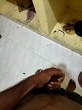 Snapshot of Thefatcockguy69x chatting on 10.13.25 Thefatcockguy69x online show from 10.13.25