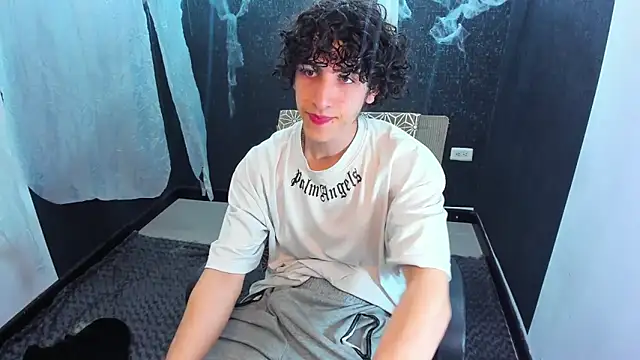 Kerverr  online show from 10.16.25