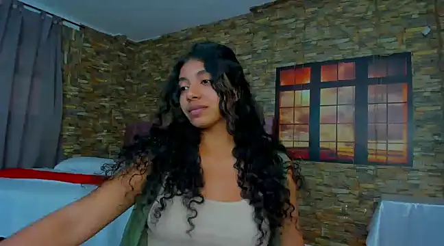 Snapshot of viktorya_xue chatting on 12.28.24 viktorya xue online show from 12.28.24