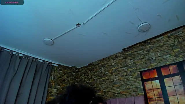 Snapshot of viktorya_xue chatting on 12.31.24 viktorya xue online show from 12.31.24