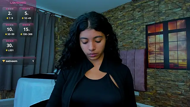 Snapshot of viktorya_xue chatting on 01.07.25 viktorya xue online show from 01.07.25