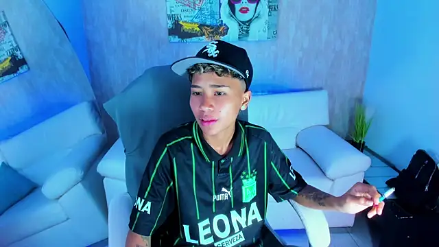 nova sex01 online show from 11.12.25