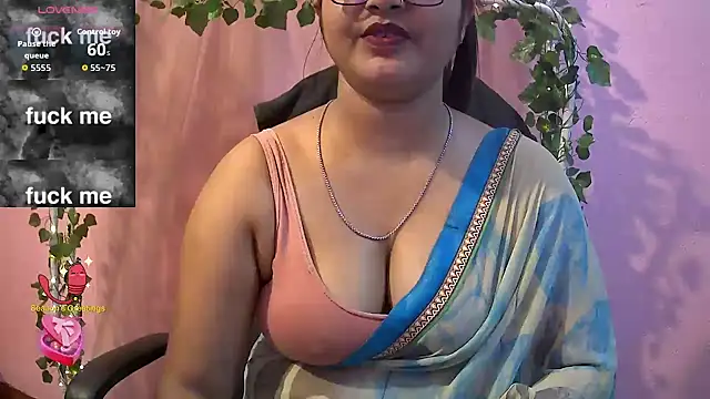 Snapshot of Pari-new chatting on 04.20.26 Pari-new online show from 04.20.26