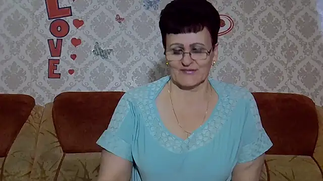 PaulaGolden online show from 10.04.25