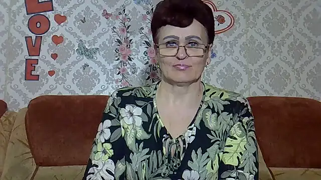 Snapshot of PaulaGolden chatting on 07.14.26 PaulaGolden online show from 07.14.26