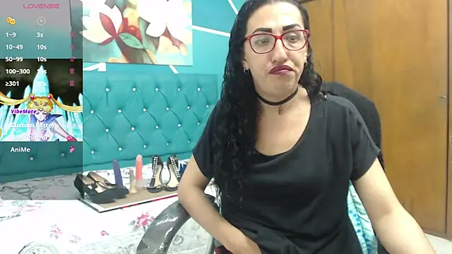 Snapshot of sabrina_dupont chatting on 10.08.25 sabrina dupont online show from 10.08.25