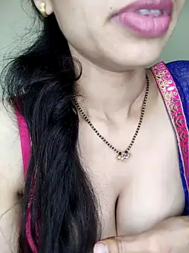 Snapshot of Fair-magic-woman chatting on 03.09.25 Fair-magic-woman online show from 03.09.25