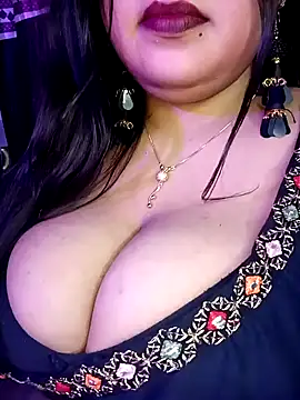 Snapshot of Suhanakhan00 chatting on 02.09.25 Suhanakhan00 online show from 02.09.25