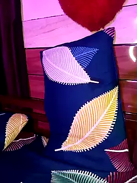 Snapshot of Suhanakhan00 chatting on 03.10.25 Suhanakhan00 online show from 03.10.25