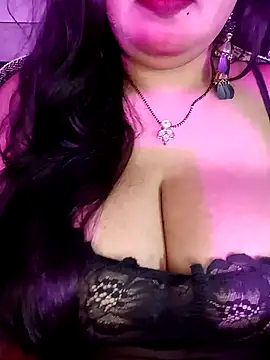 Suhanakhan00 online show from 12.19.25