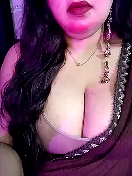 Snapshot of Suhanakhan00 chatting on 05.05.26 Suhanakhan00 online show from 05.05.26