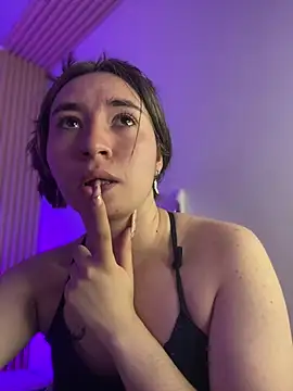 Sophie LS online show from 02.02.25