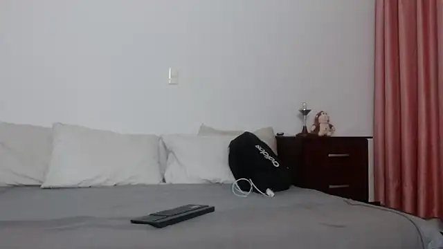 Snapshot of be_sinners chatting on 10.04.25 be sinners online show from 10.04.25