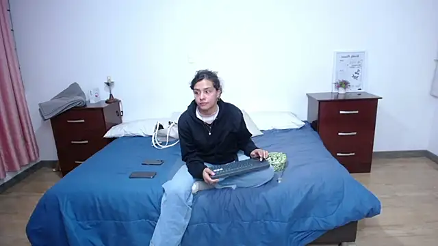 Snapshot of be_sinners chatting on 10.28.25 be sinners online show from 10.28.25