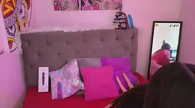 Snapshot of sarawiliamx chatting on 12.12.24 sarawiliamx online show from 12.12.24