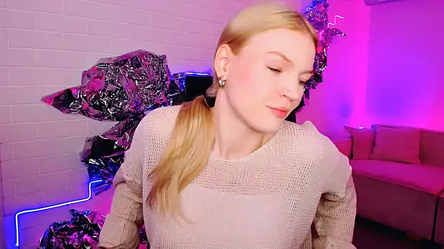 GraceGlamour online show from 12.22.24