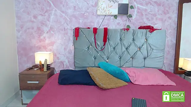 moon hill online show from 10.22.25