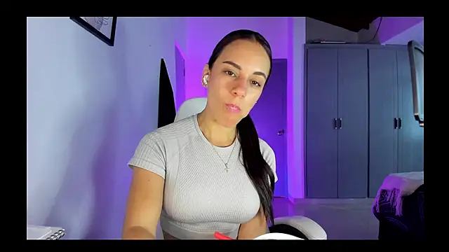 Snapshot of Sara_lopez_28 chatting on 07.28.26 Sara lopez 28 online show from 07.28.26