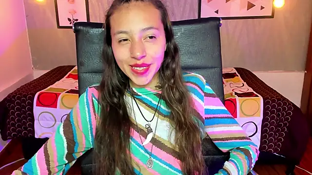 Valeria roussi online show from 12.20.24