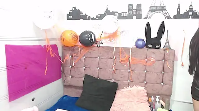 sara caplerx online show from 10.18.25