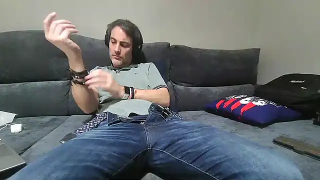 basquehotboy online show from 01.12.25