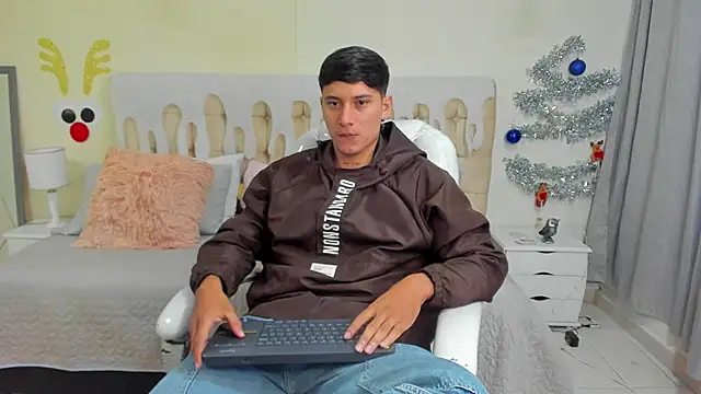 Damian23   online show from 01.02.25