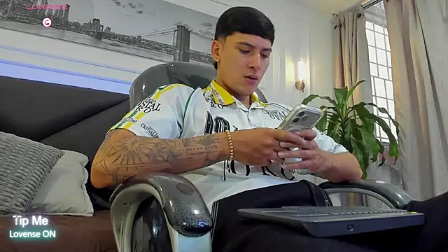 Damian23   online show from 02.28.26