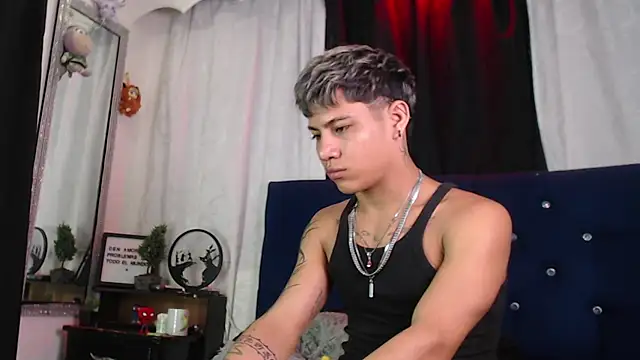 Sexys Boys Hot1 online show from 06.25.26