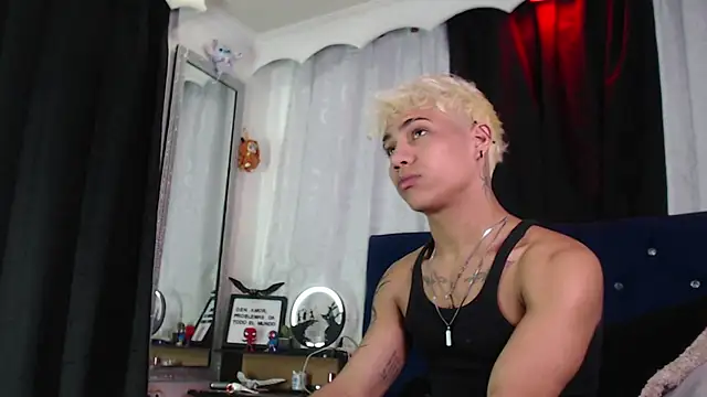 Sexys Boys Hot1 online show from 07.17.26