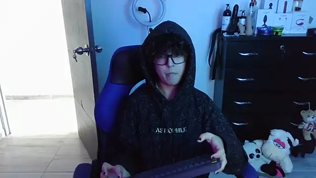 thomascooper7 online show from 09.29.25