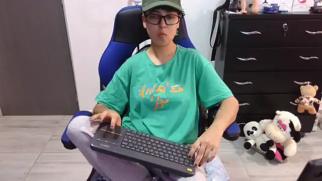 thomascooper7 online show from 12.14.25