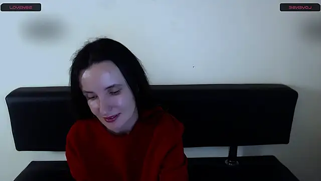 LaimaV  online show from 02.25.26