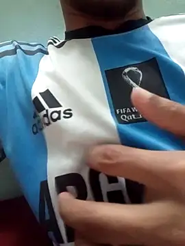 Snapshot of fanus_6927 chatting on 10.10.25 fanus 6927 online show from 10.10.25