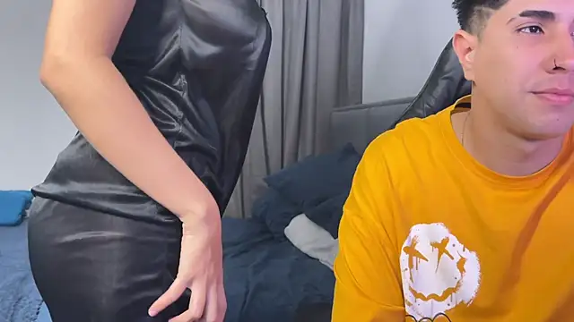 Snapshot of dereckbrownn chatting on 12.18.24 dereckbrownn online show from 12.18.24