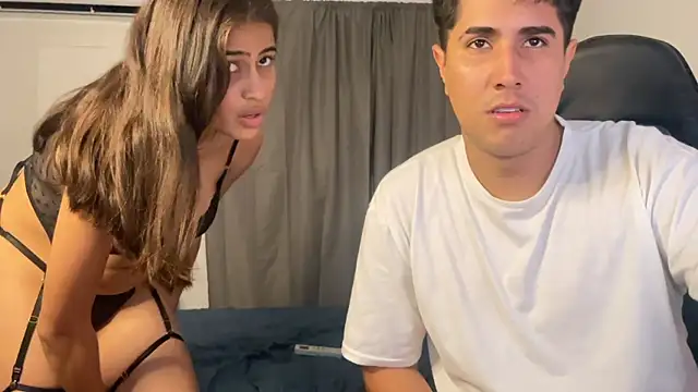 Snapshot of dereckbrownn chatting on 01.06.25 dereckbrownn online show from 01.06.25