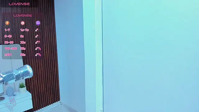 Snapshot of Sam_foox chatting on 02.13.25 Sam foox online show from 02.13.25