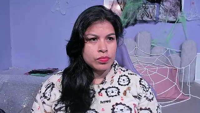 Snapshot of Sam_foox chatting on 10.23.25 Sam foox online show from 10.23.25