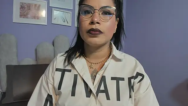 Snapshot of Sam_foox chatting on 11.07.25 Sam foox online show from 11.07.25