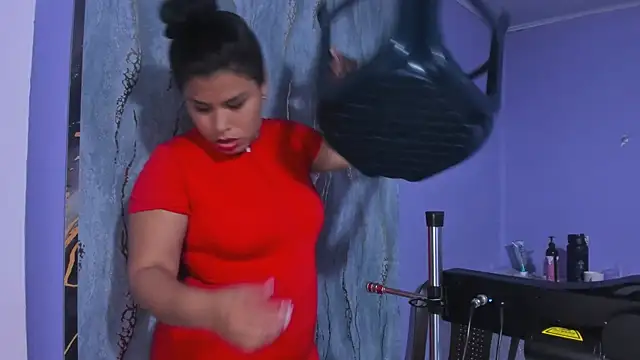 Snapshot of Sam_foox chatting on 11.12.25 Sam foox online show from 11.12.25