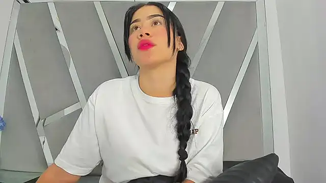 Snapshot of Sofia-candyht chatting on 01.31.25 Sofia-candyht online show from 01.31.25