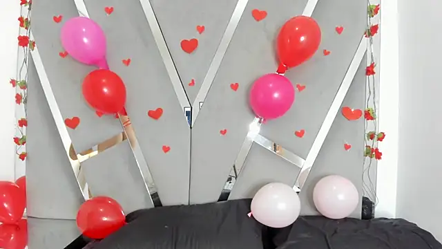 Snapshot of Sofia-candyht chatting on 02.14.25 Sofia-candyht online show from 02.14.25