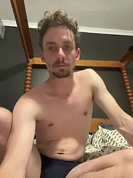 Snapshot of bradleyjamesmc chatting on 02.10.25 bradleyjamesmc online show from 02.10.25